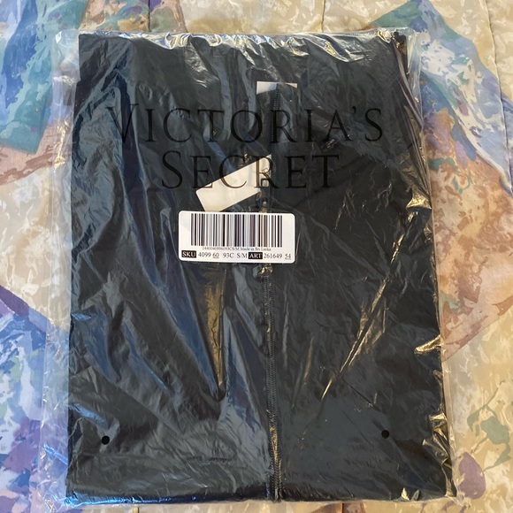 Pink Vs - Picture 5 of 7